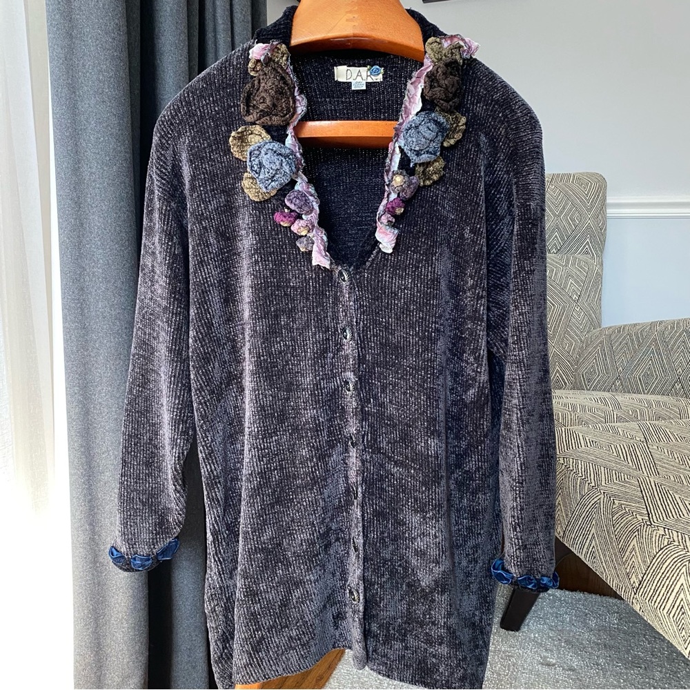 D.A.R. vintage sweater chenille floral ribbons gray charcoal blue size XL